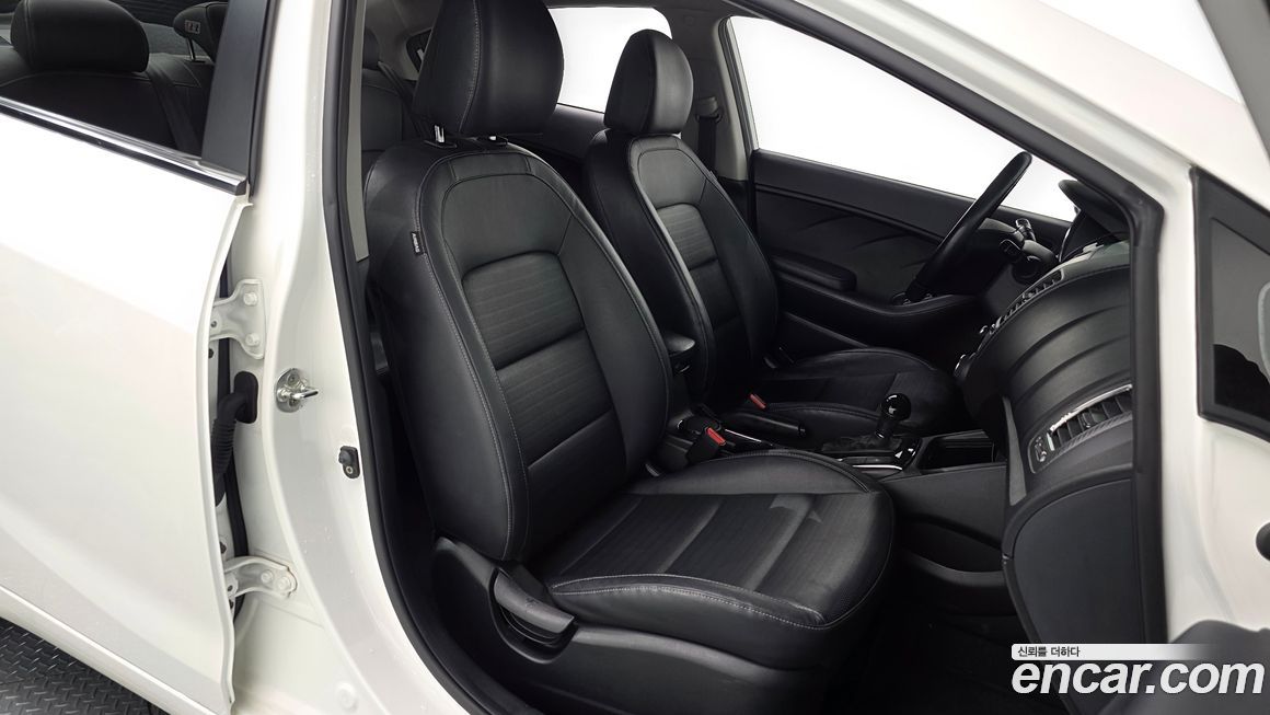 Kia K3 2018
