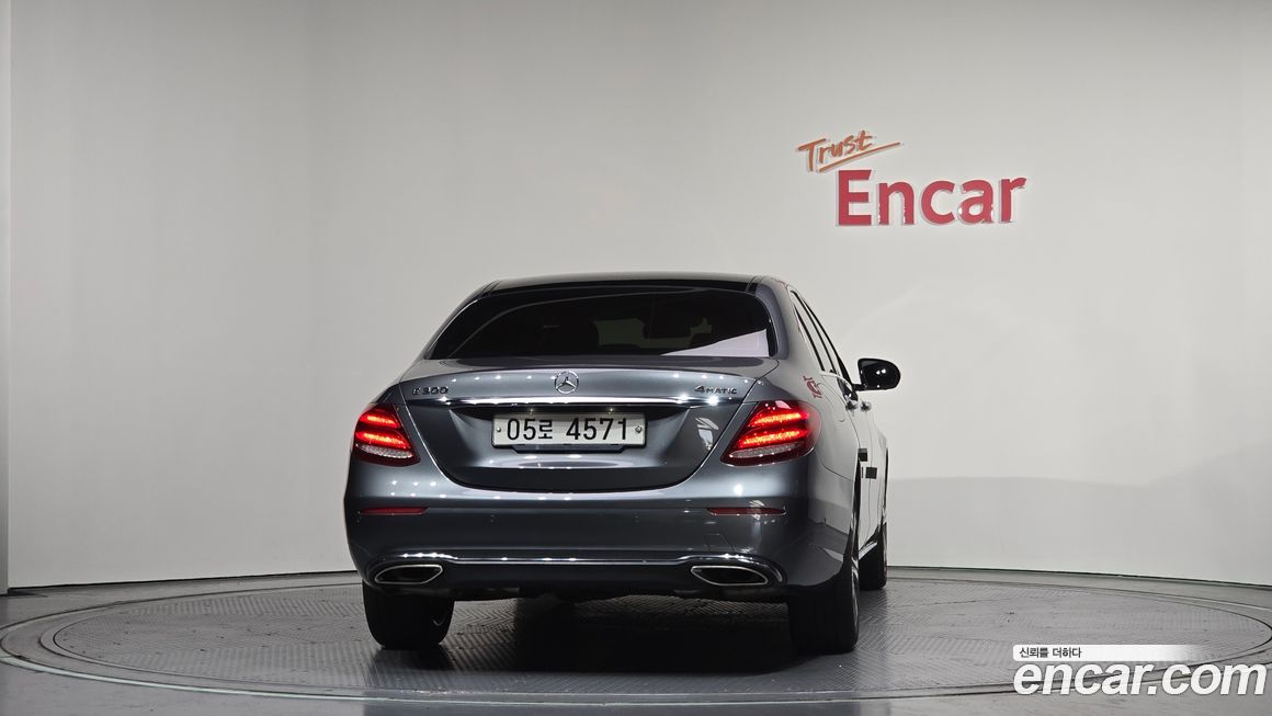 Mercedes-Benz E-Class 2017