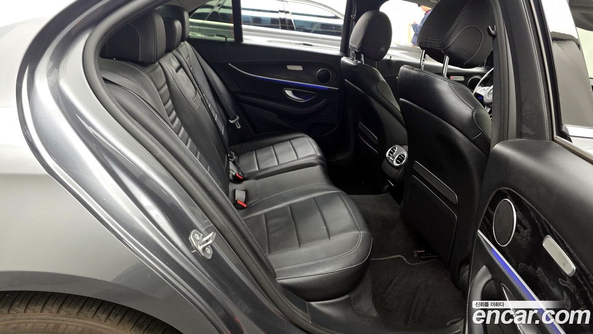 Mercedes-Benz E-Class 2017