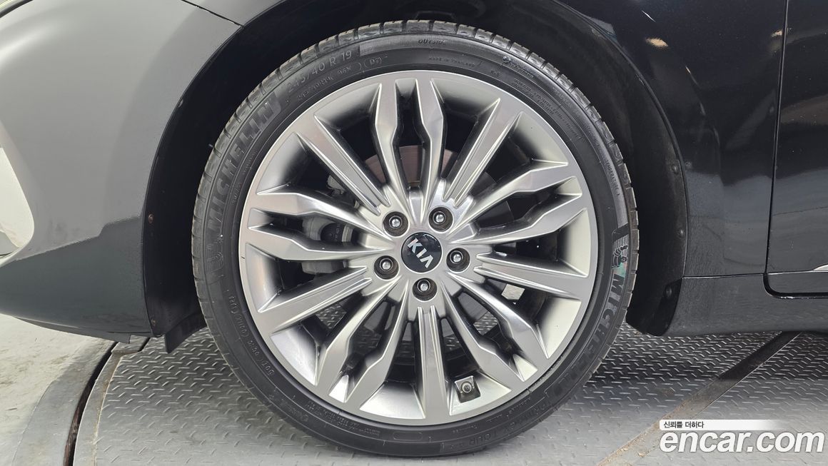 Kia K7 2020