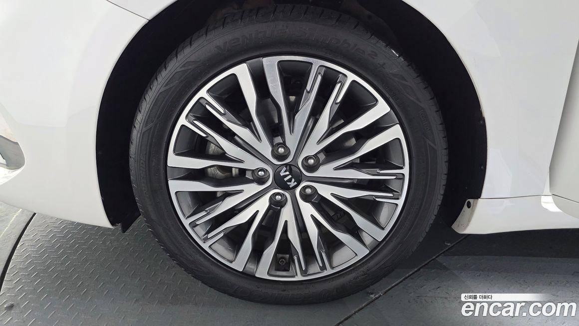 Kia K7 2020