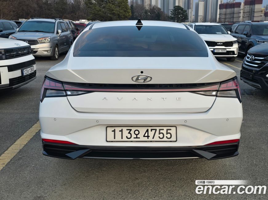 Hyundai AVANTE 2022