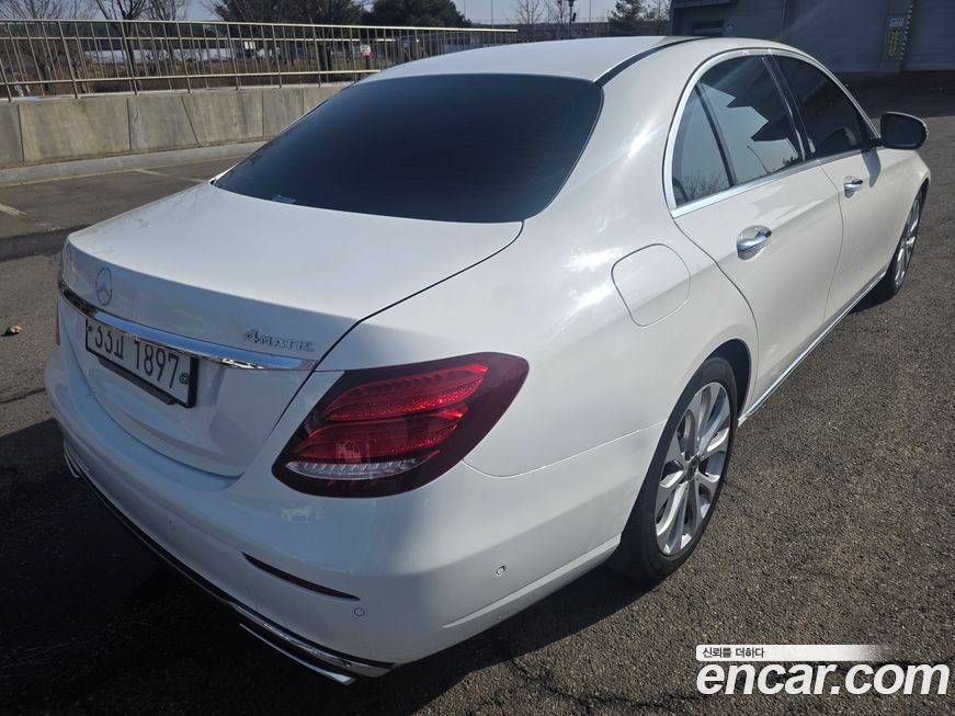 Mercedes-Benz E-Class 2018