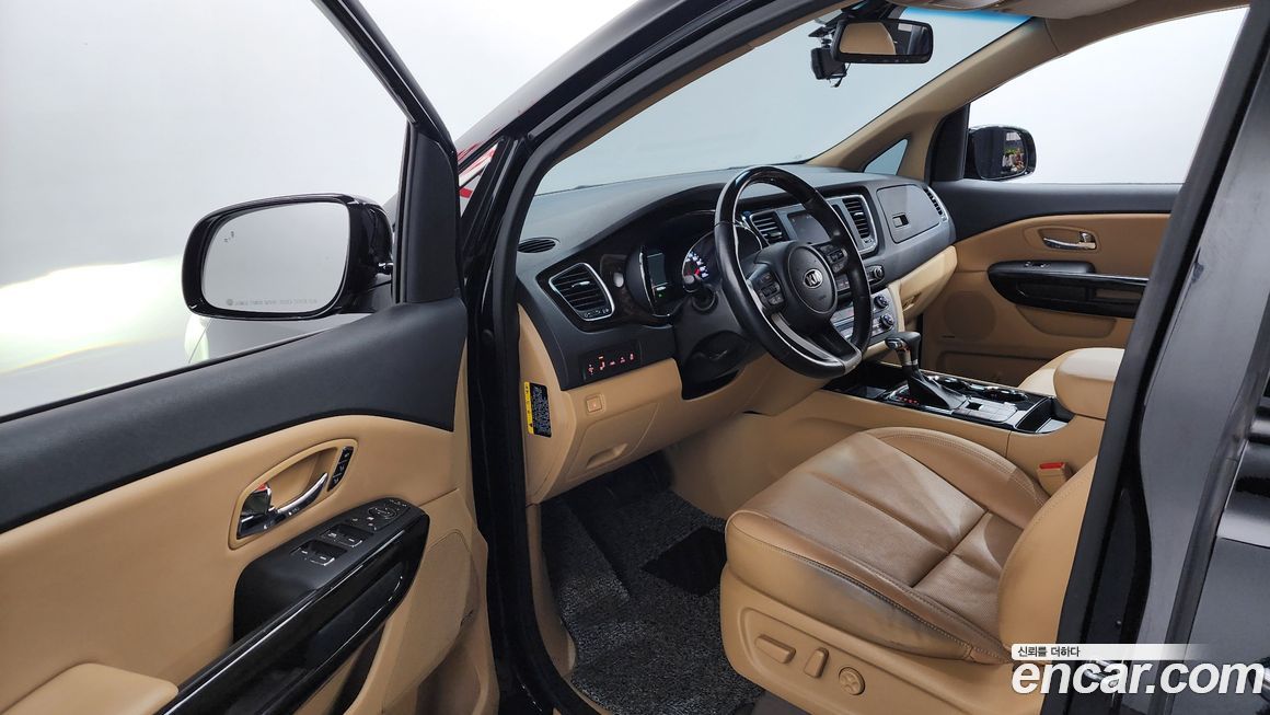 Kia Canival 2019