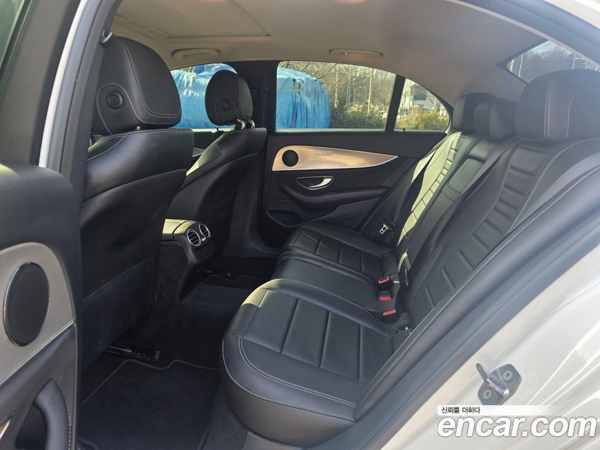 Mercedes-Benz E-Class 2018