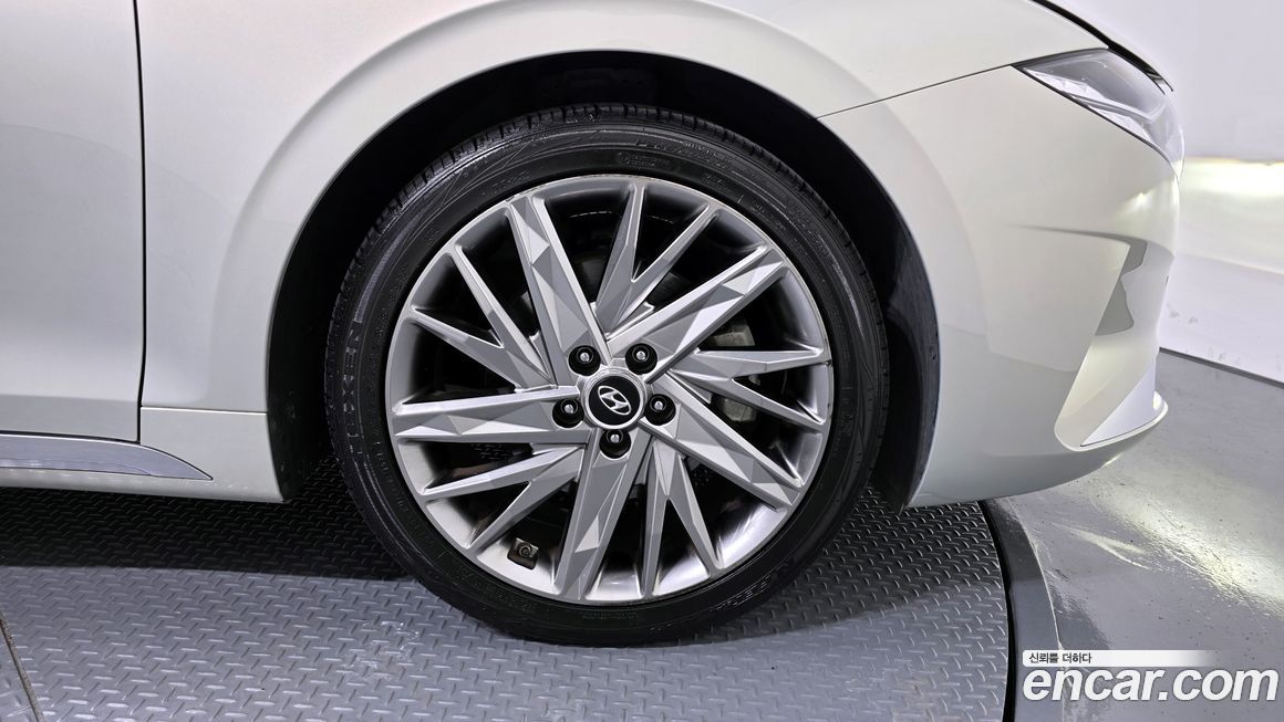 Hyundai Grandeur 2020