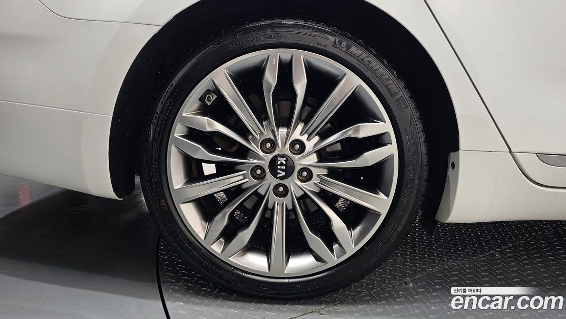 Kia K7 2020