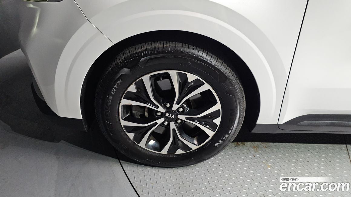 Kia Canival 2021