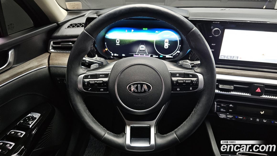 Kia K5 2021