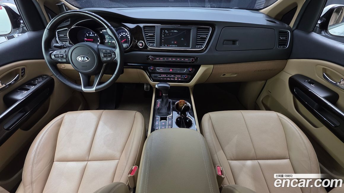 Kia Canival 2019