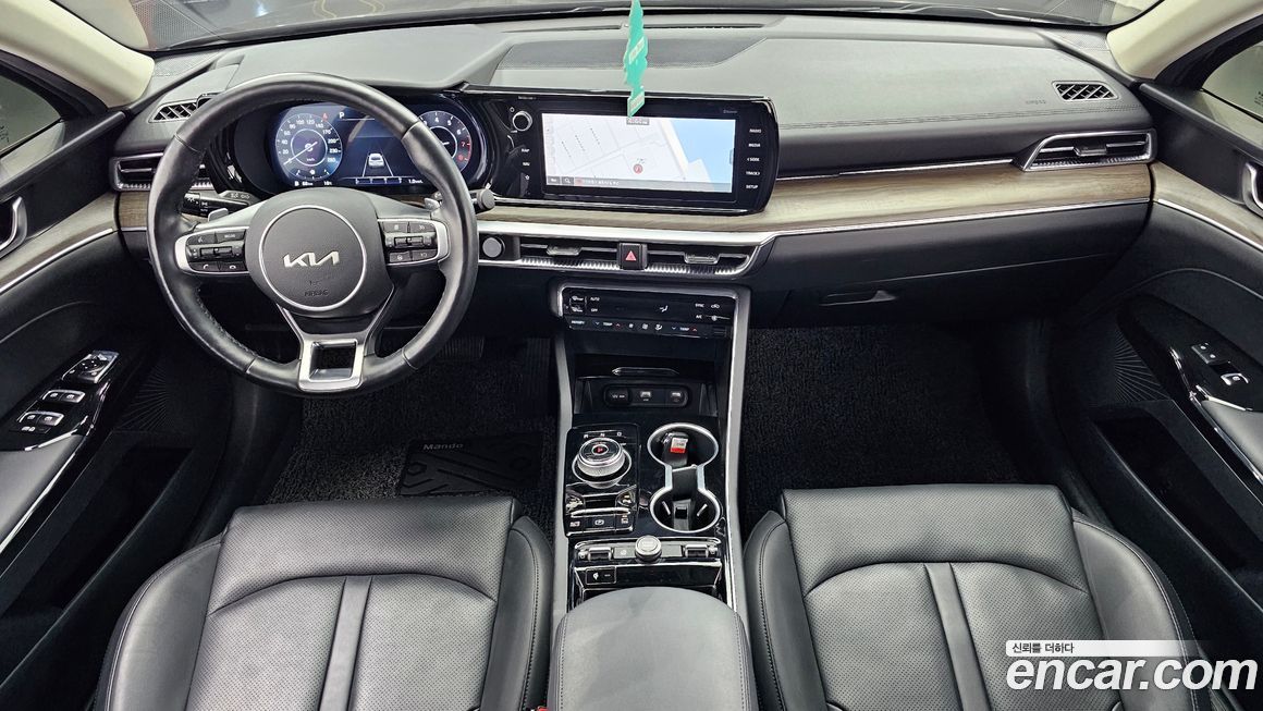 Kia K5 2023