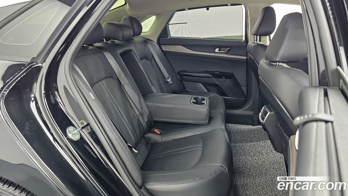 Kia K5 2023
