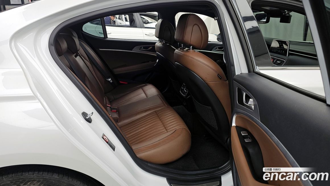 Genesis G70 2020