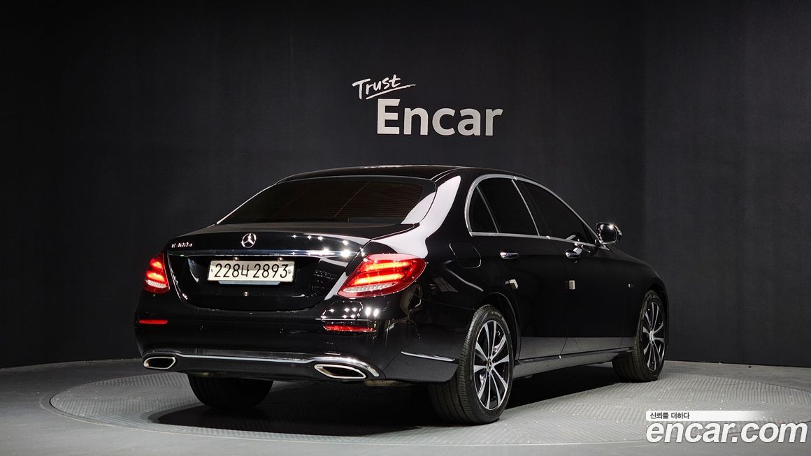 Mercedes-Benz E-Class 2019