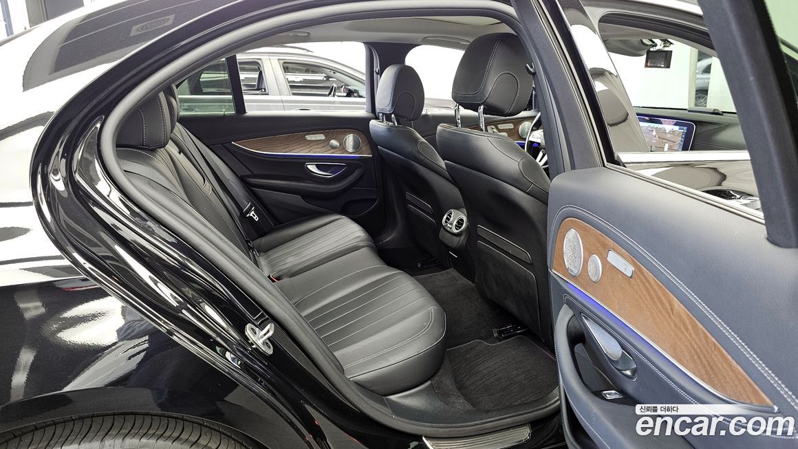 Mercedes-Benz E-Class 2019