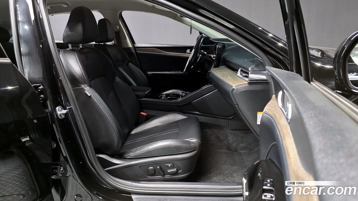 Kia K5 2023