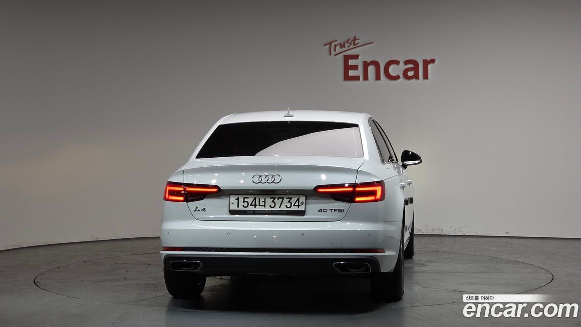 Audi A4 2019
