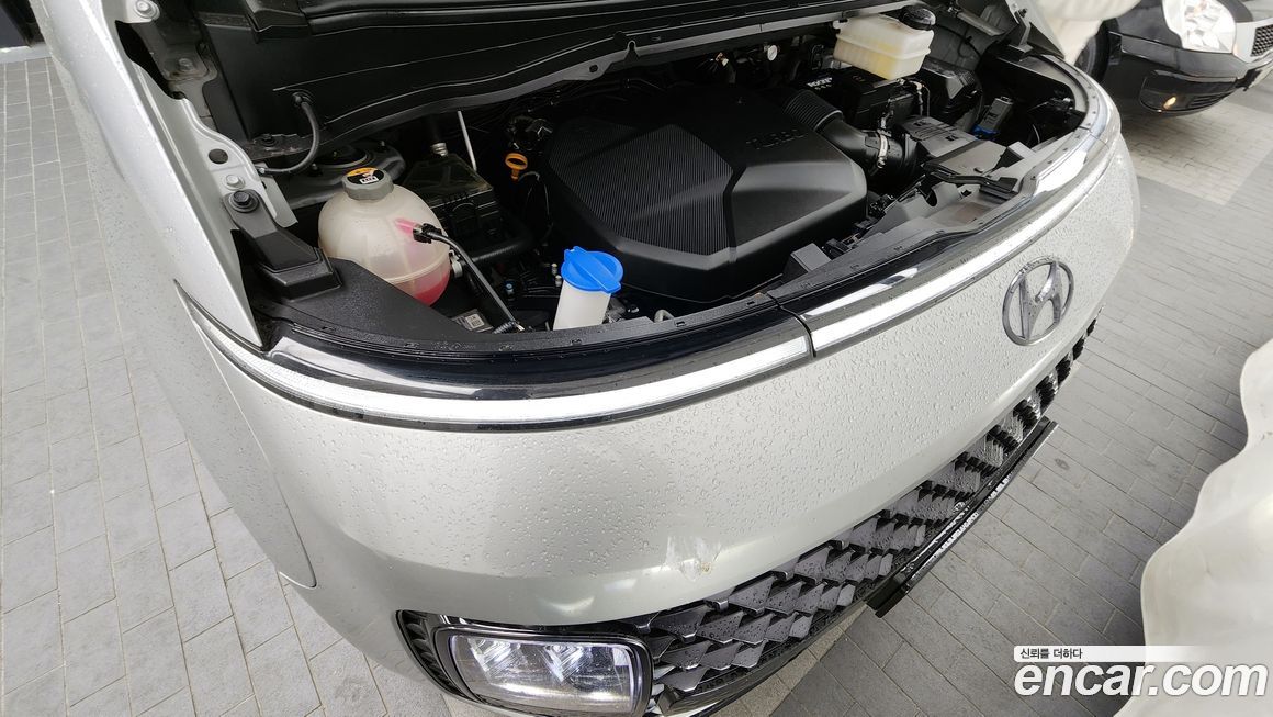Hyundai Staria 2022