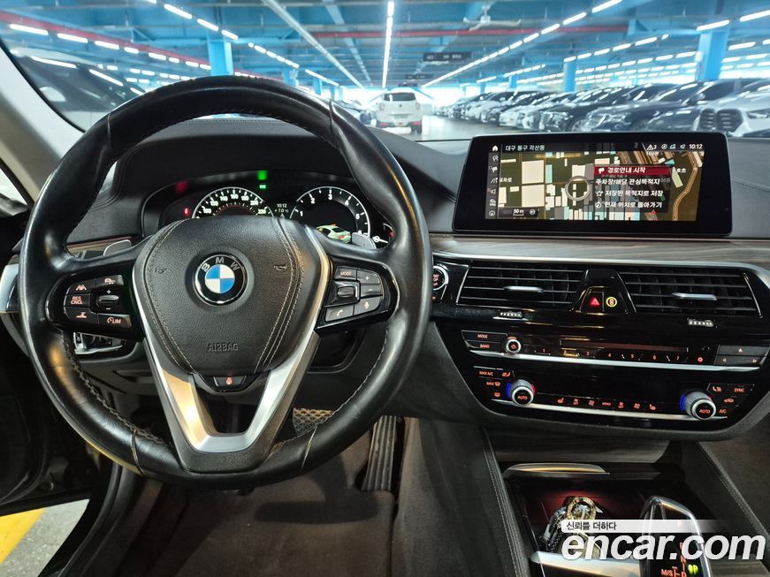 BMW 5-Series 2019