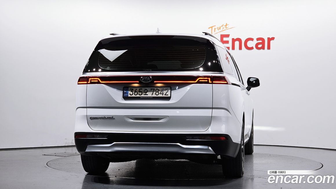 Kia Canival 2021