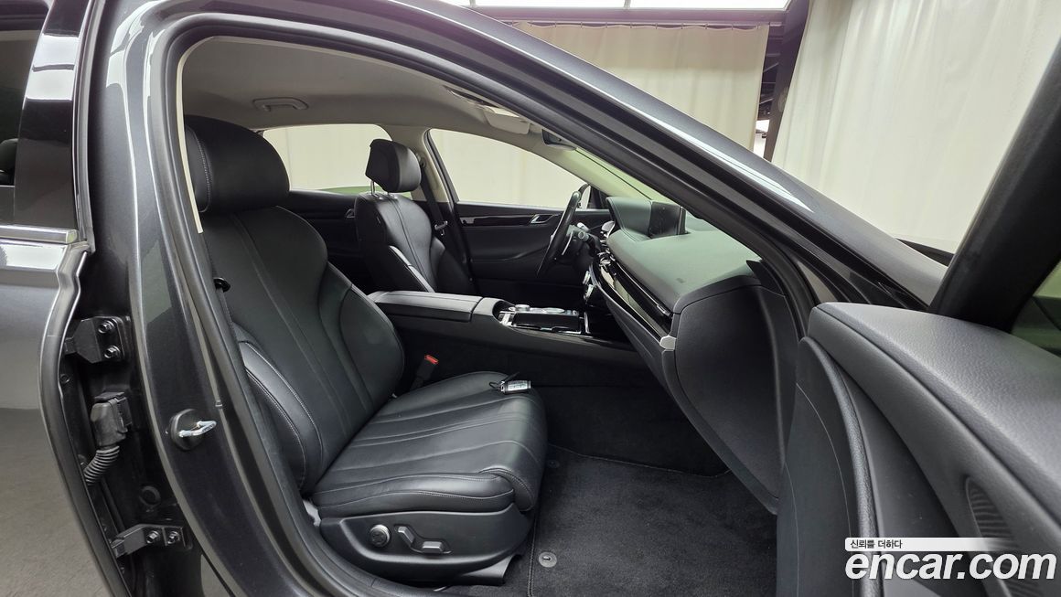 Genesis G80 2021