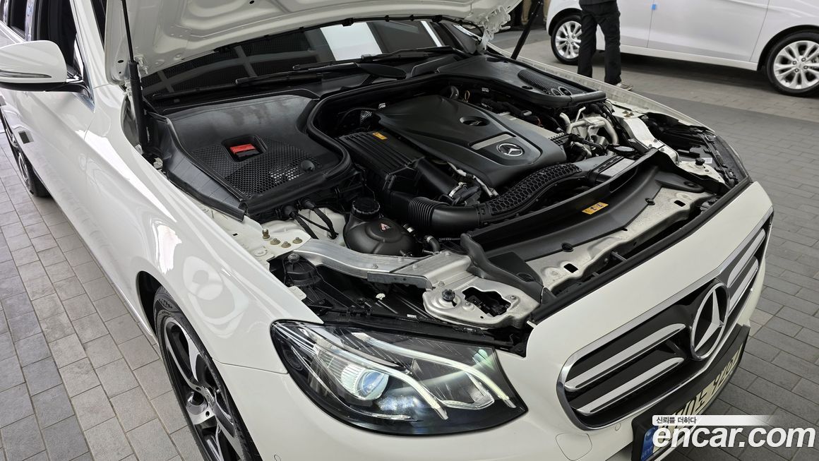 Mercedes-Benz E-Class 2020