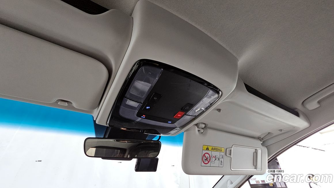 Hyundai Staria 2022