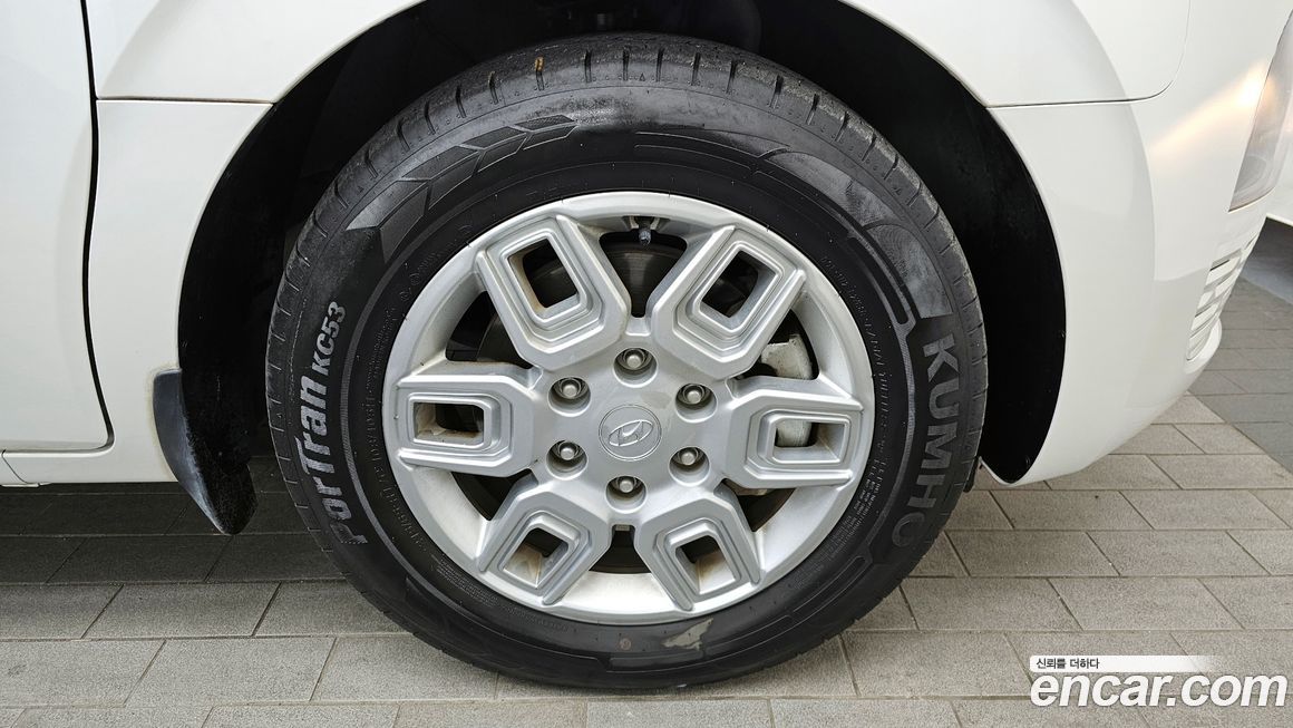 Hyundai Staria 2022