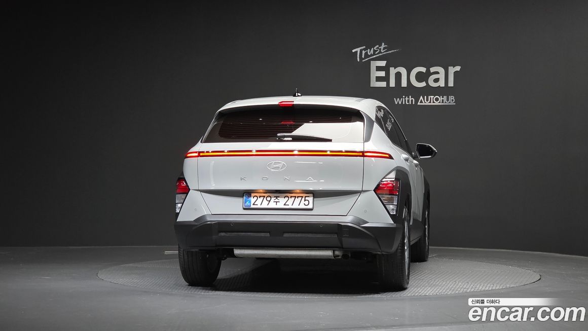 Hyundai Kona 2025