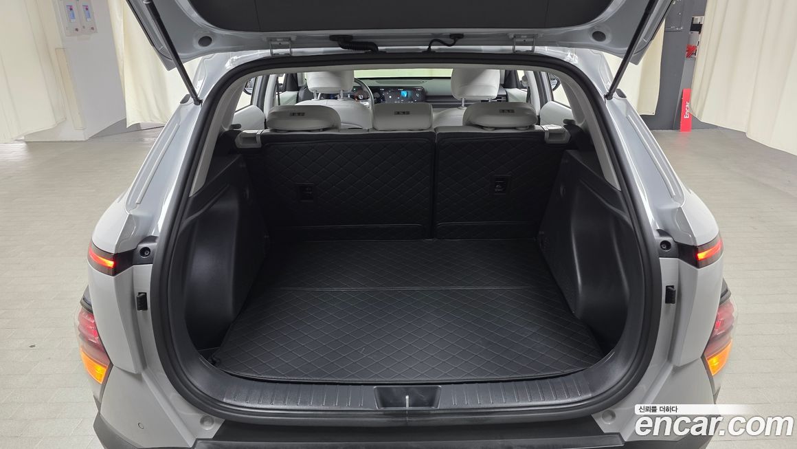 Hyundai Kona 2025