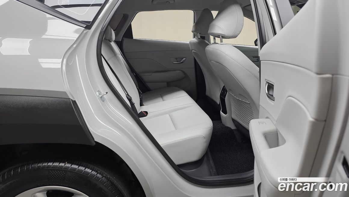 Hyundai Kona 2025