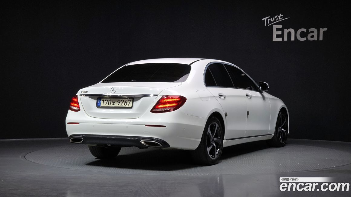 Mercedes-Benz E-Class 2020