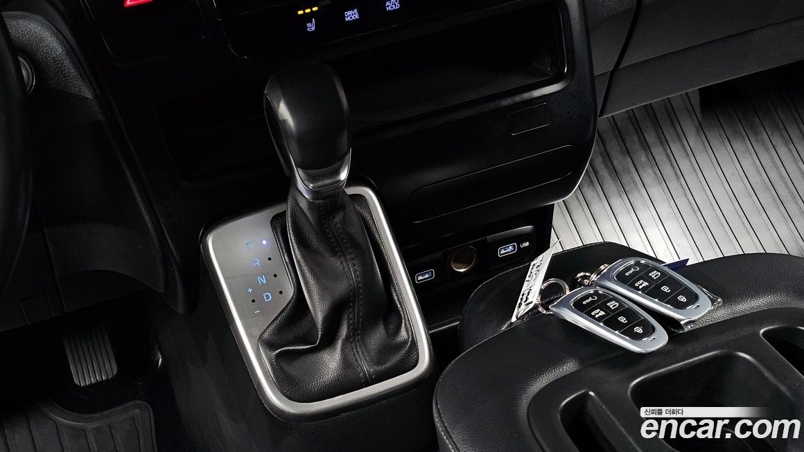 Hyundai Staria 2023