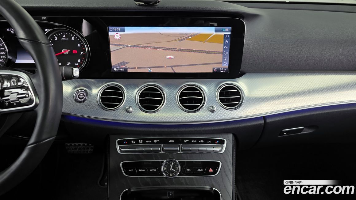 Mercedes-Benz E-Class 2020