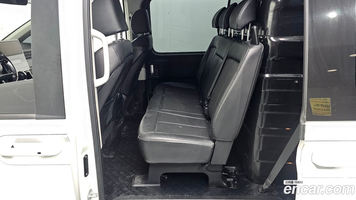 Hyundai Staria 2022