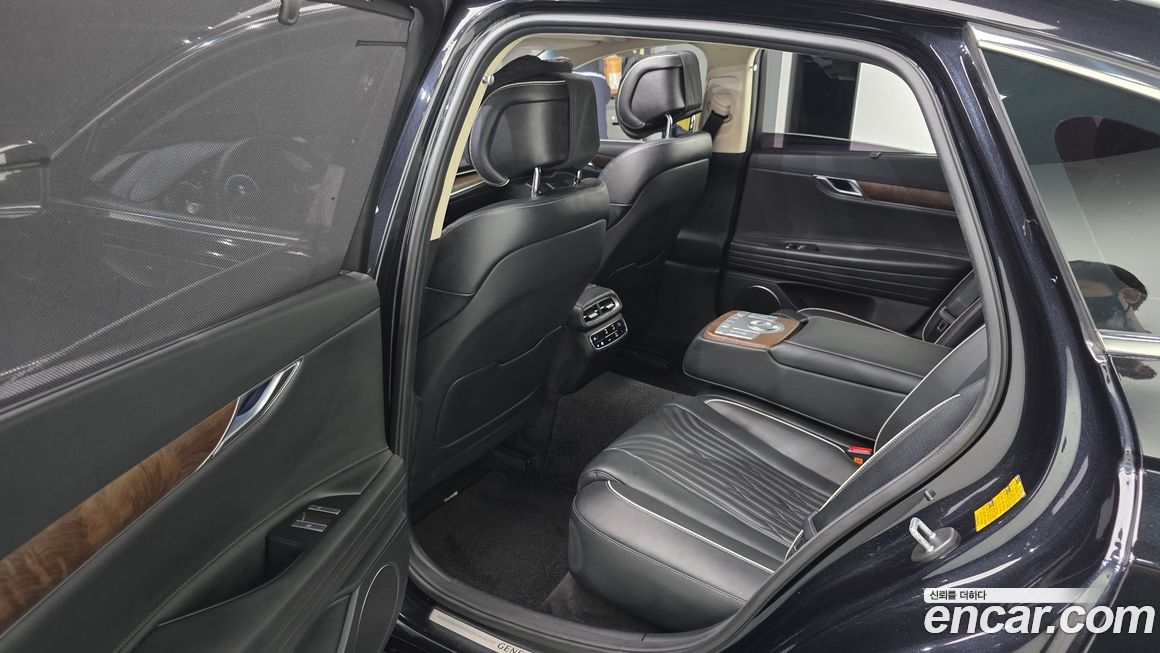 Genesis G80 2021
