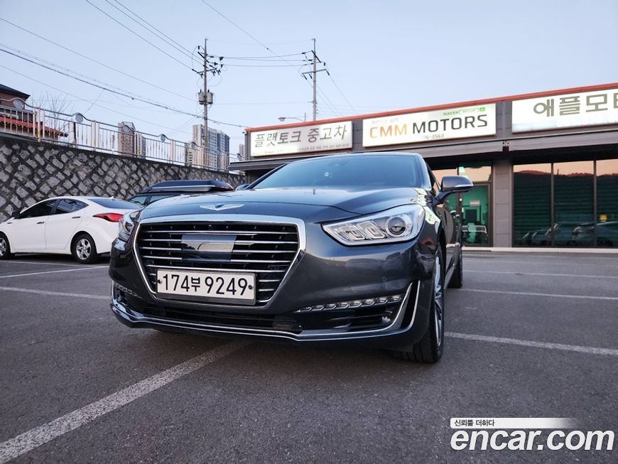 Genesis EQ900 2018