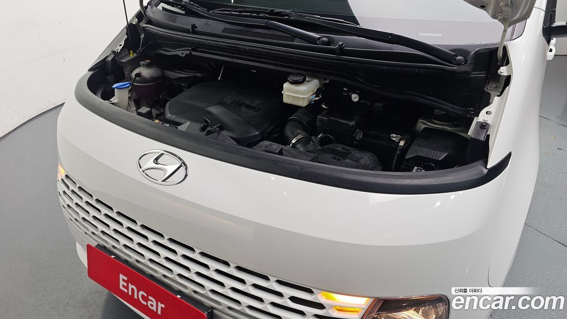 Hyundai Staria 2022