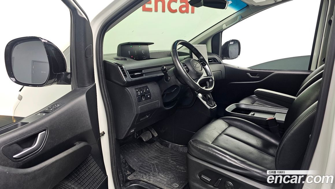 Hyundai Staria 2022