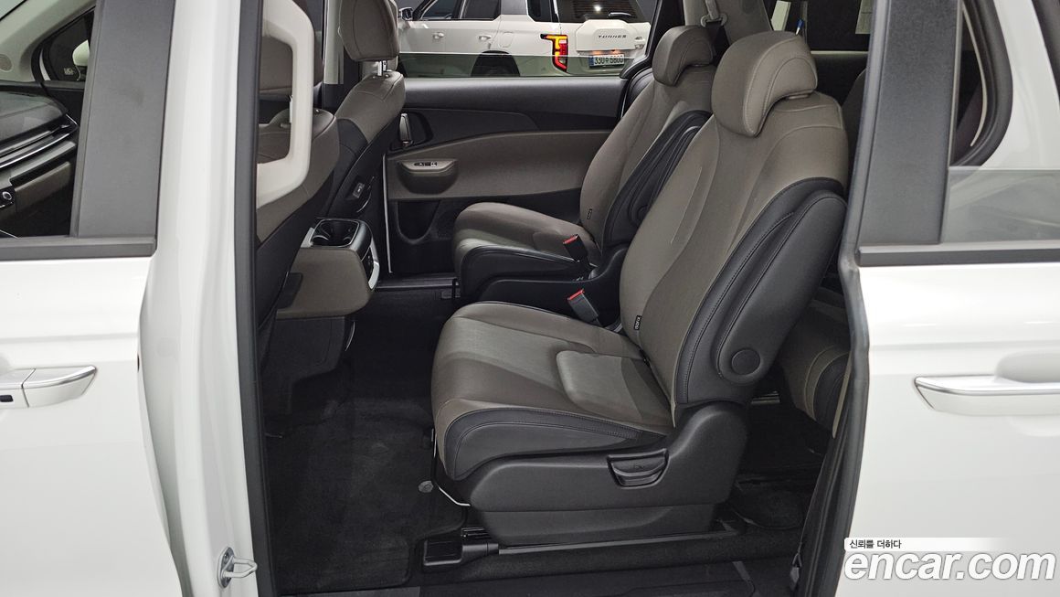 Kia Canival 2024