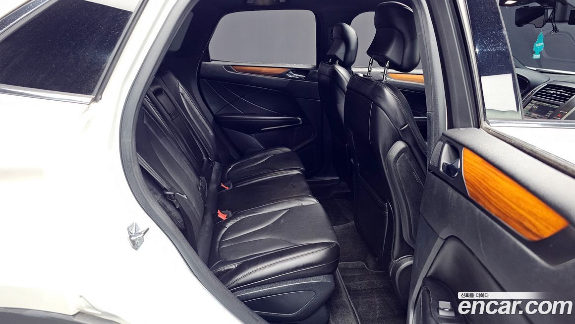 Lincoln MKC 2015