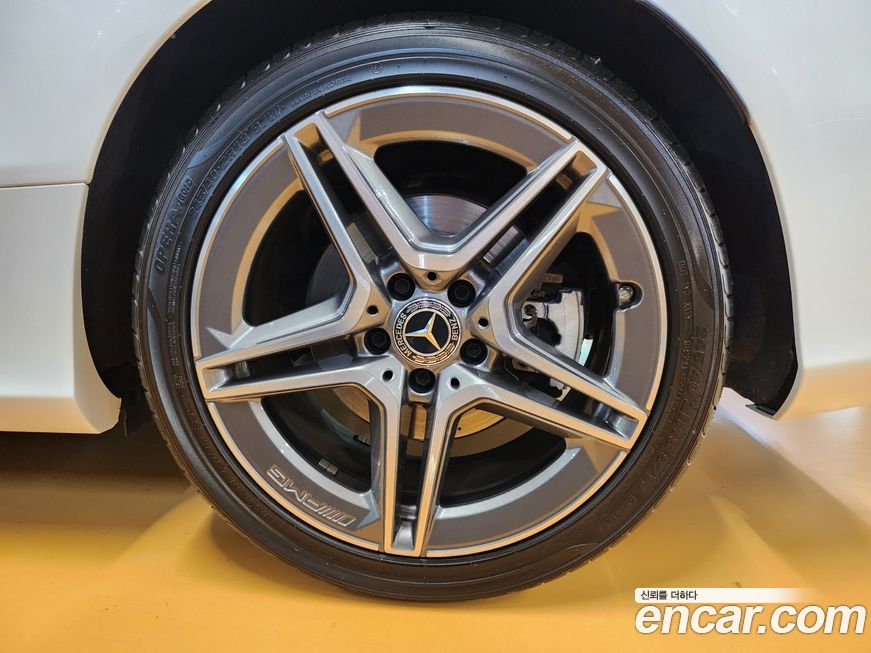 Mercedes-Benz C-Class 2020