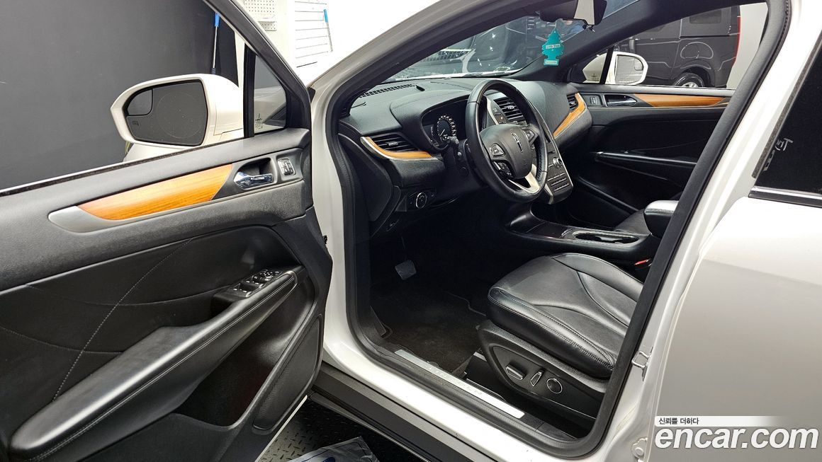 Lincoln MKC 2015
