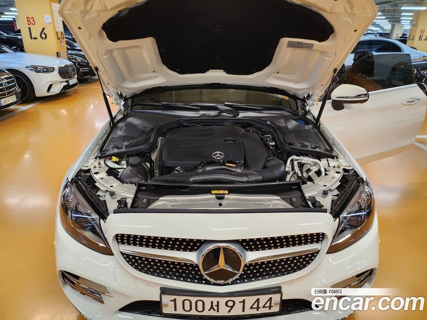 Mercedes-Benz C-Class 2020