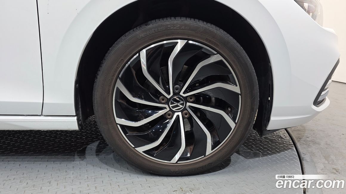 Volkswagen Golf 2022