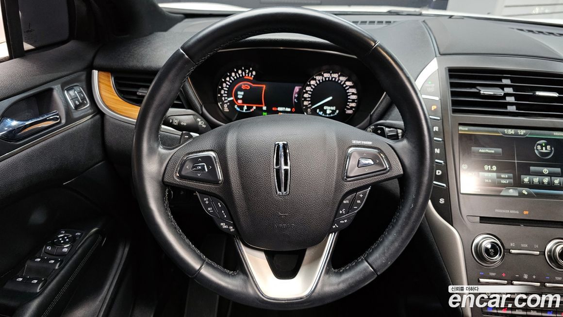 Lincoln MKC 2015