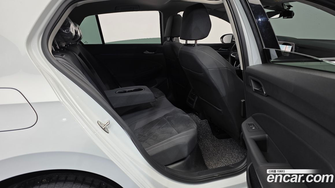 Volkswagen Golf 2022