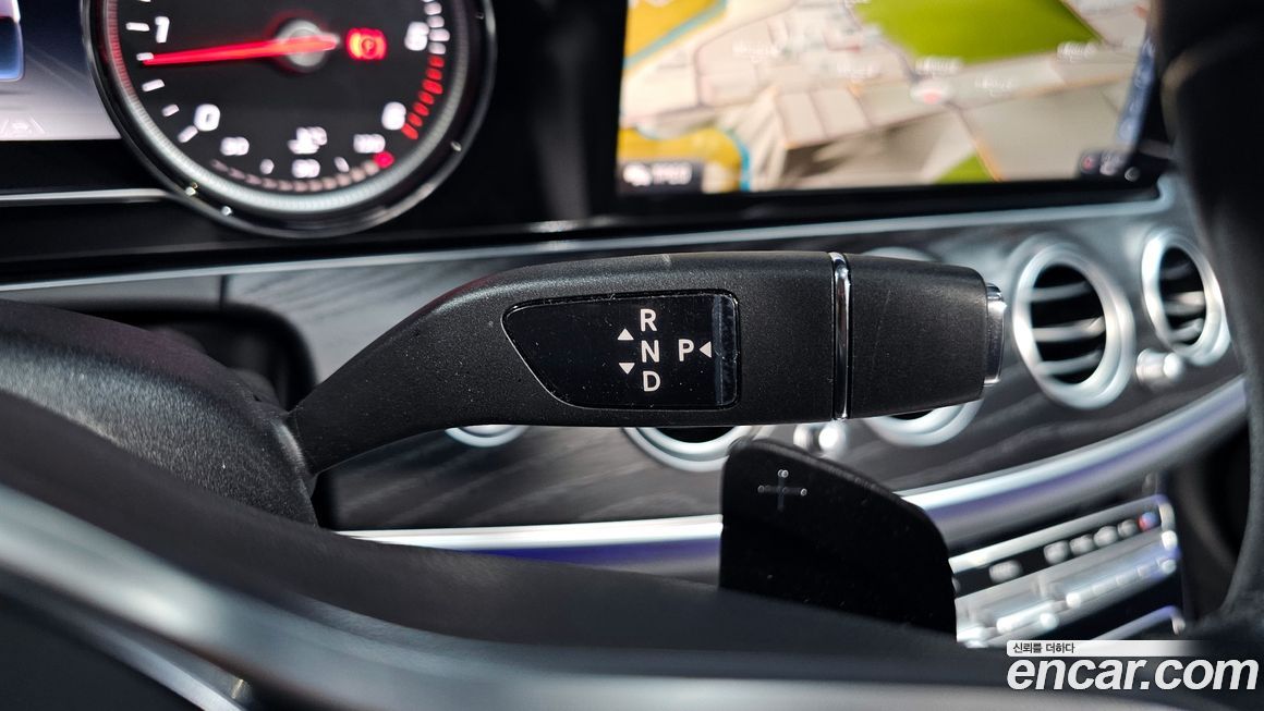 Mercedes-Benz E-Class 2020