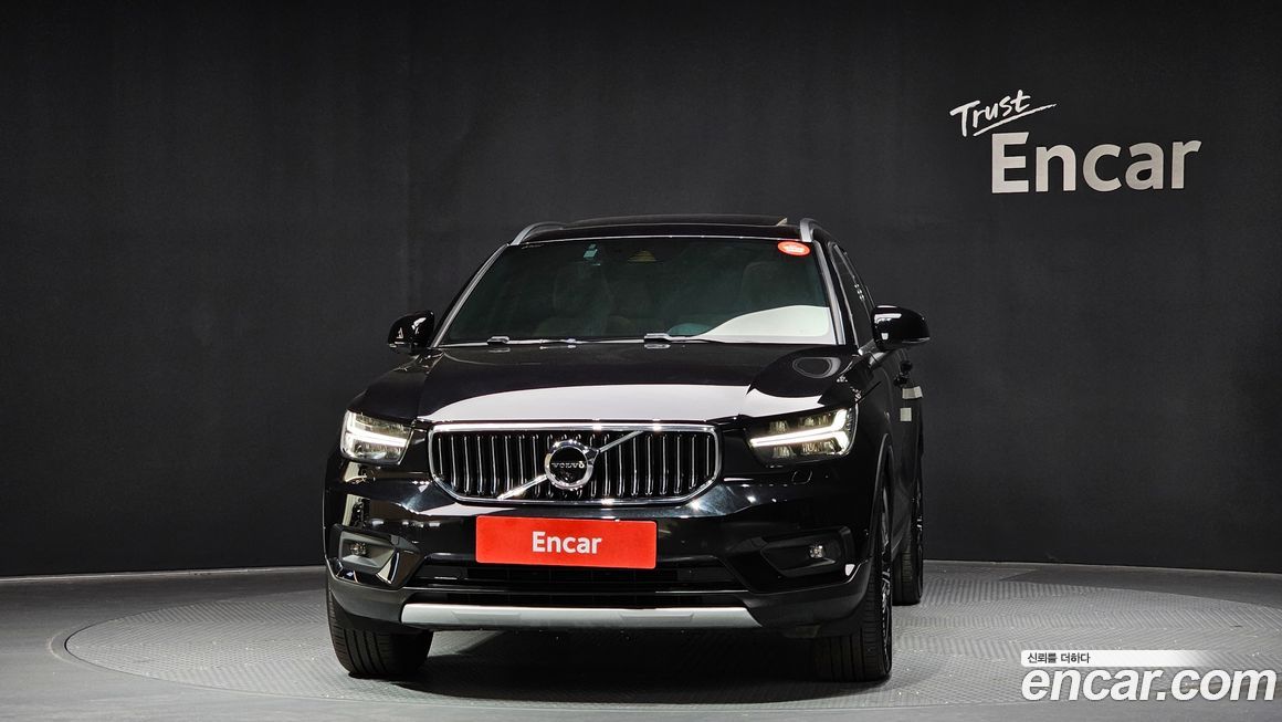 Volvo XC40 2021