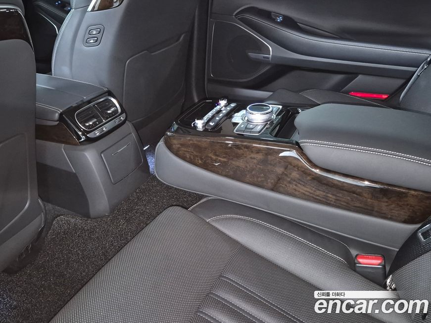 Genesis G90 2020
